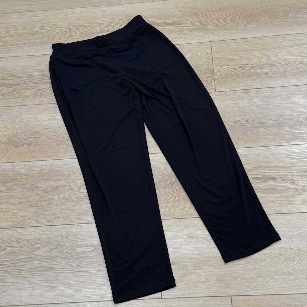 Susan Graver Modern Essentials Black Straight Leg Pull On Pants Womens sz S NWOT